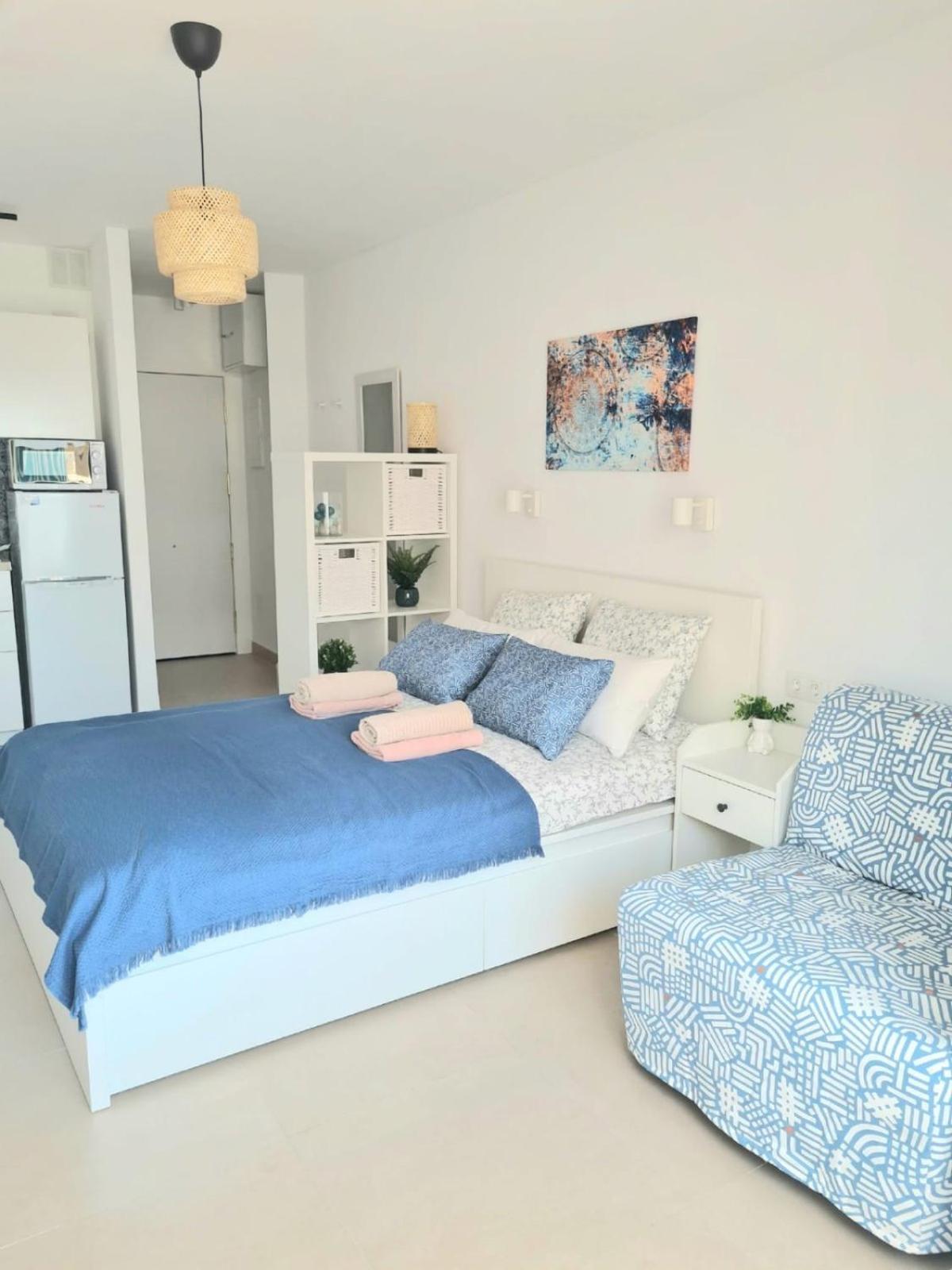 Apartamento Azul ตอร์เรโมลิโนส ภายนอก รูปภาพ