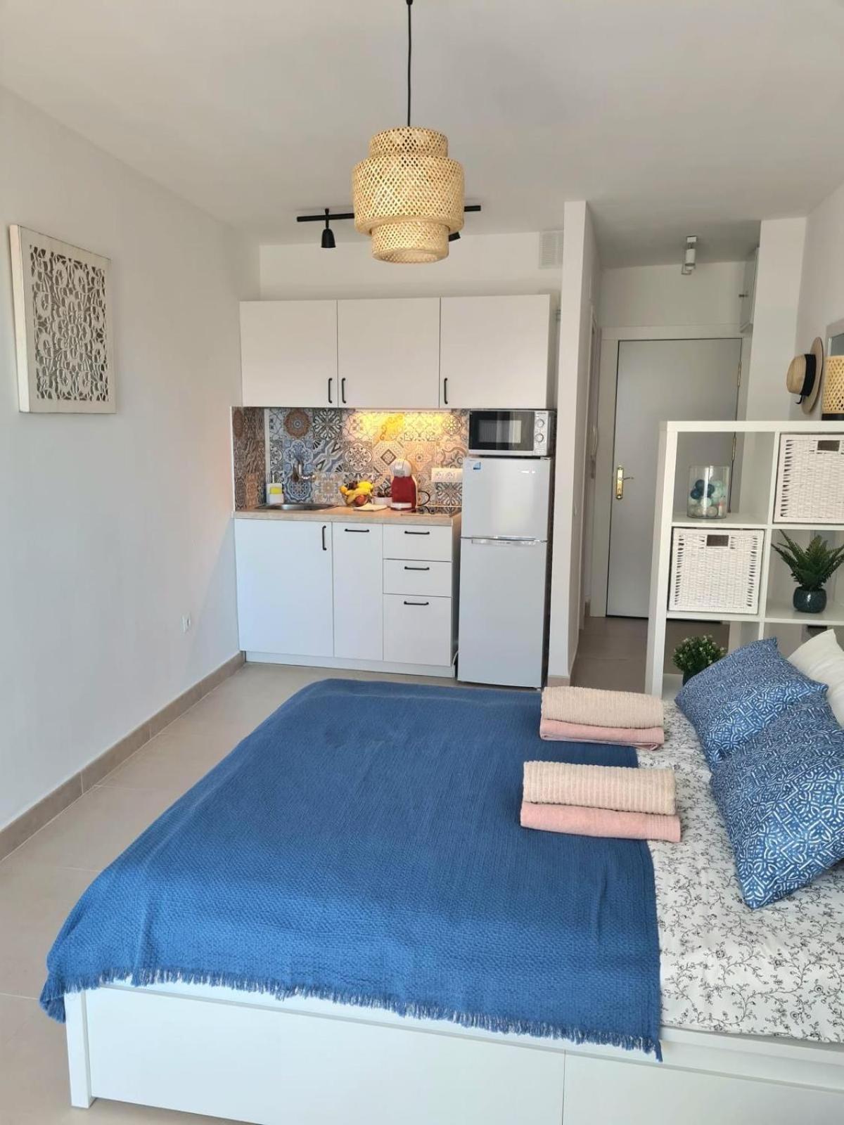 Apartamento Azul ตอร์เรโมลิโนส ภายนอก รูปภาพ